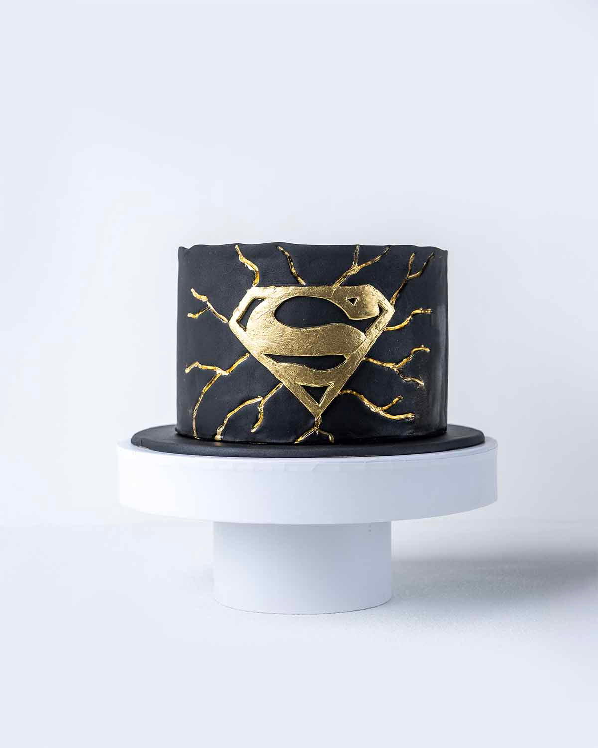 SUPER DAD CAKE